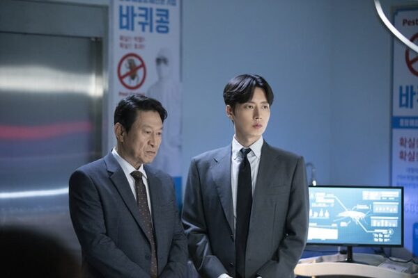 sinopsis kkondae intern episode 2