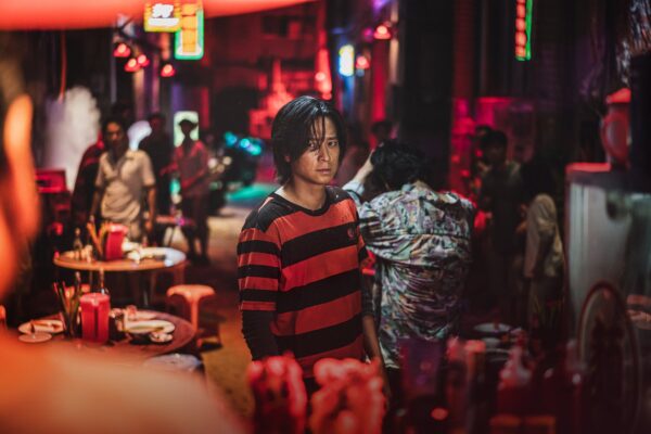 nonton-film-Peninsula-1