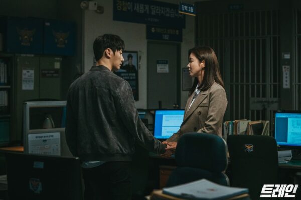 nonton streaming / download train sub indo di viu