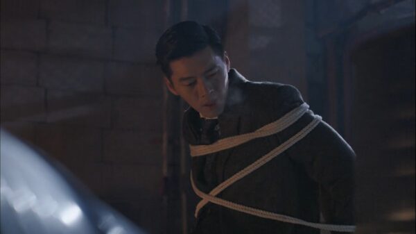 nonton streaming atau download hyde, jekyll, me episode 10 sub indo viu
