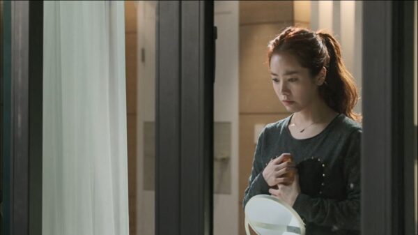 nonton streaming atau download hyde, jekyll, me episode 6 sub indo viu
