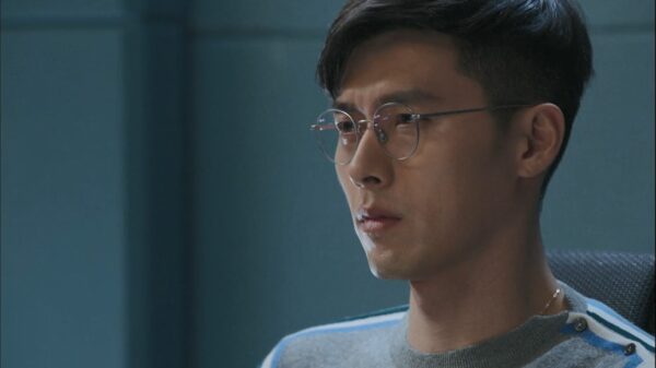 nonton streaming atau download hyde, jekyll, me episode 8 sub indo viu