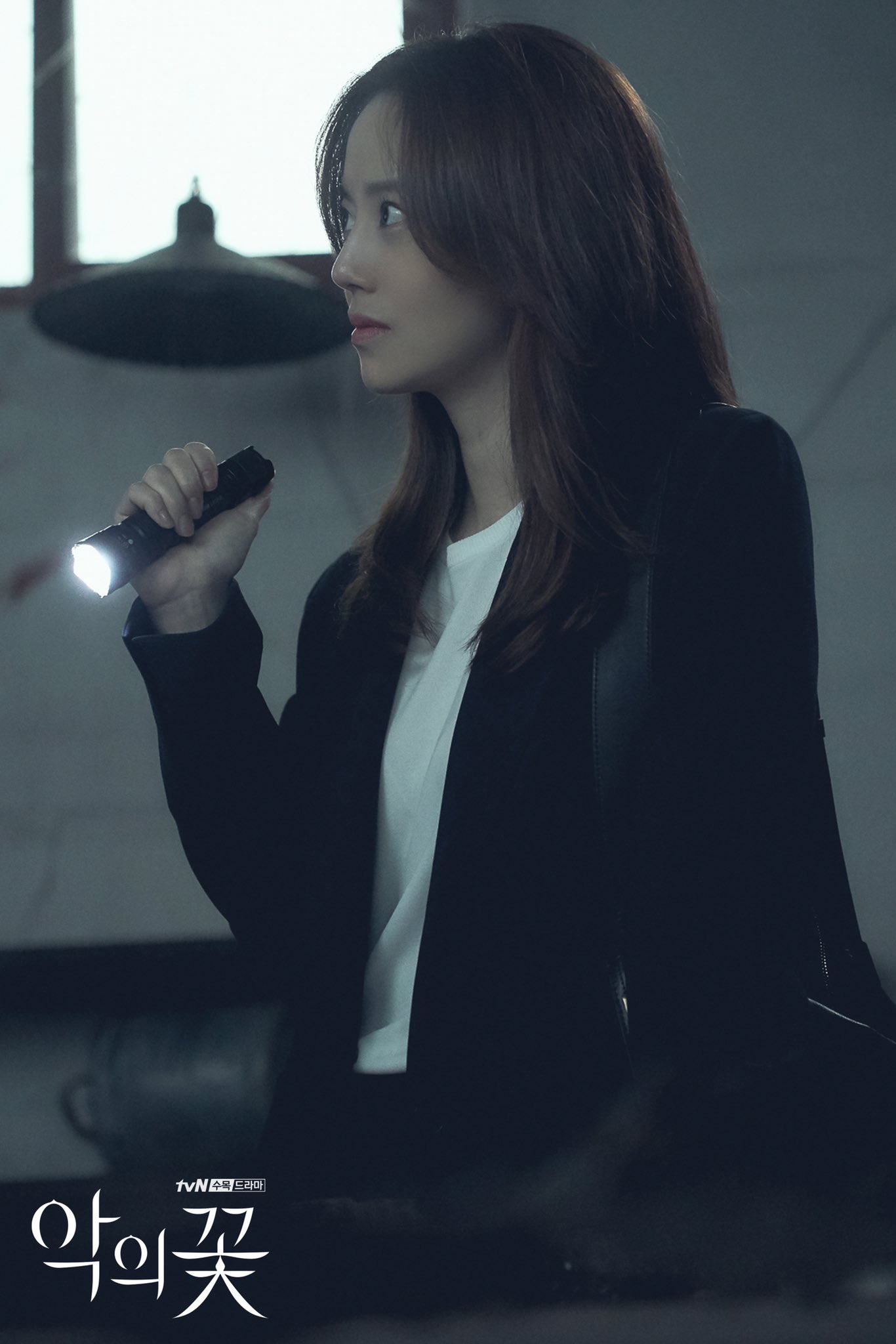 Sinopsis Flower of Evil Episode 8 VIU