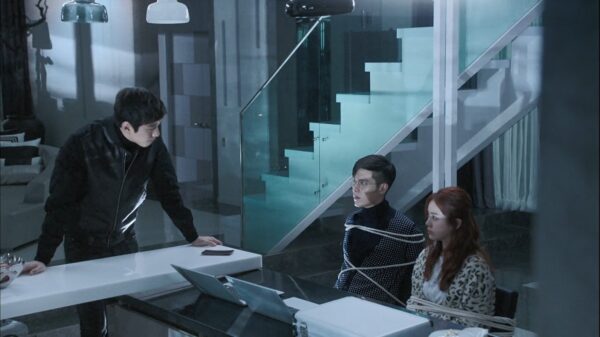 nonton streaming atau download hyde, jekyll, me episode 15 sub indo viu