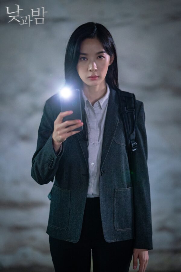 nonton streaming atau download drakor awaken sub indo viu