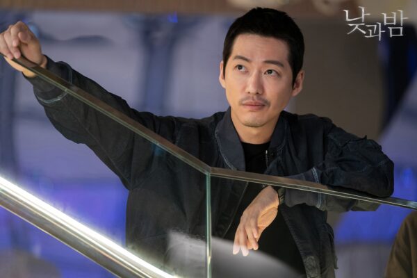 nonton streaming atau download drakor awaken sub indo viu