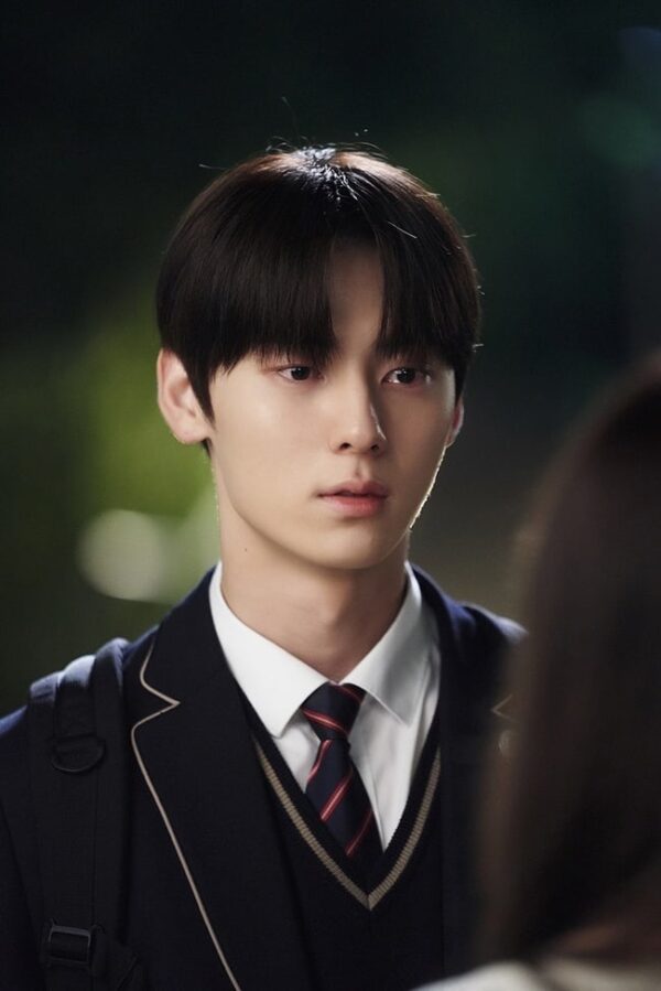 nonton streaming download Live On sub indo viu