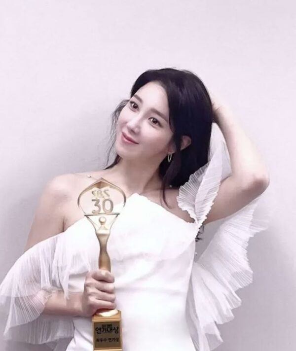 nonton streaming download drakorindo the penthouse sub indo viu