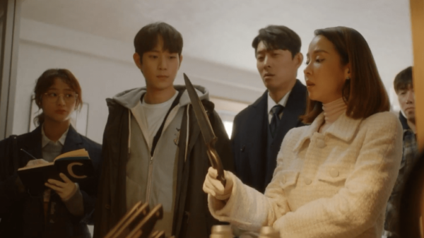 nonton streaming atau download cheat on me if you can episode 28 sub indo viu