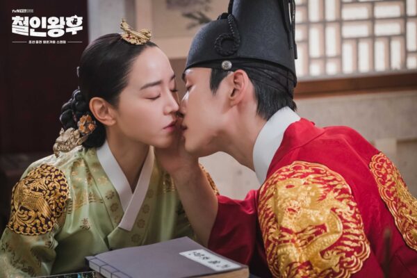 nonton streaming download drakorindo mr. queen sub indo viu