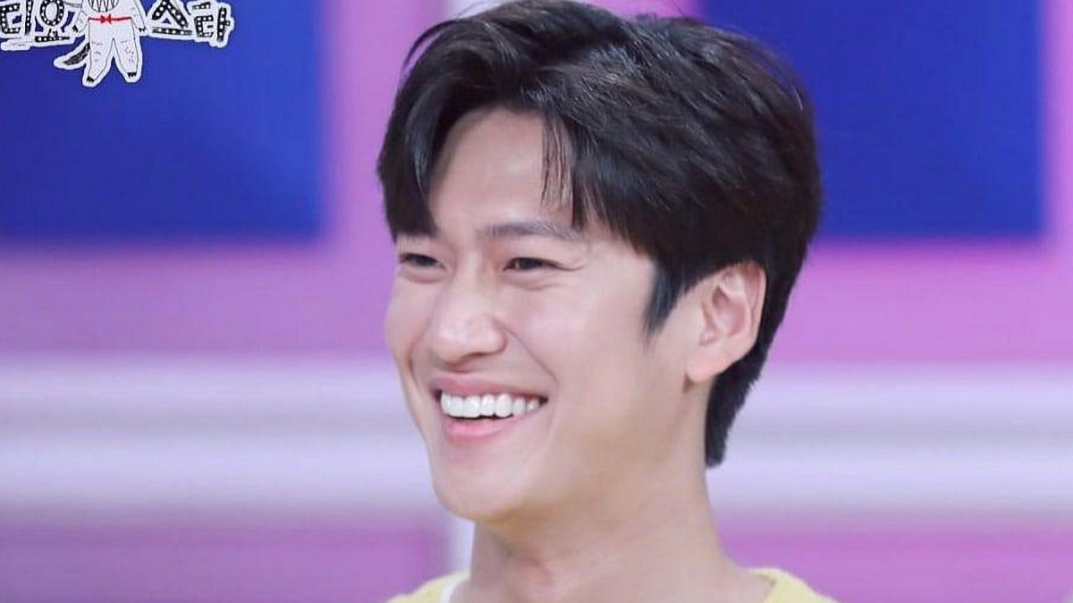 na in woo, nonton streaming download drakorindo viu original river where the moon rises sub indo viu