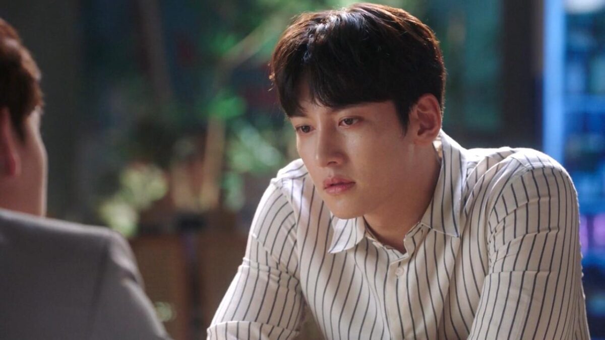 Sinopsis Suspicious Partner (Love in Trouble) Episode 34 | Viu