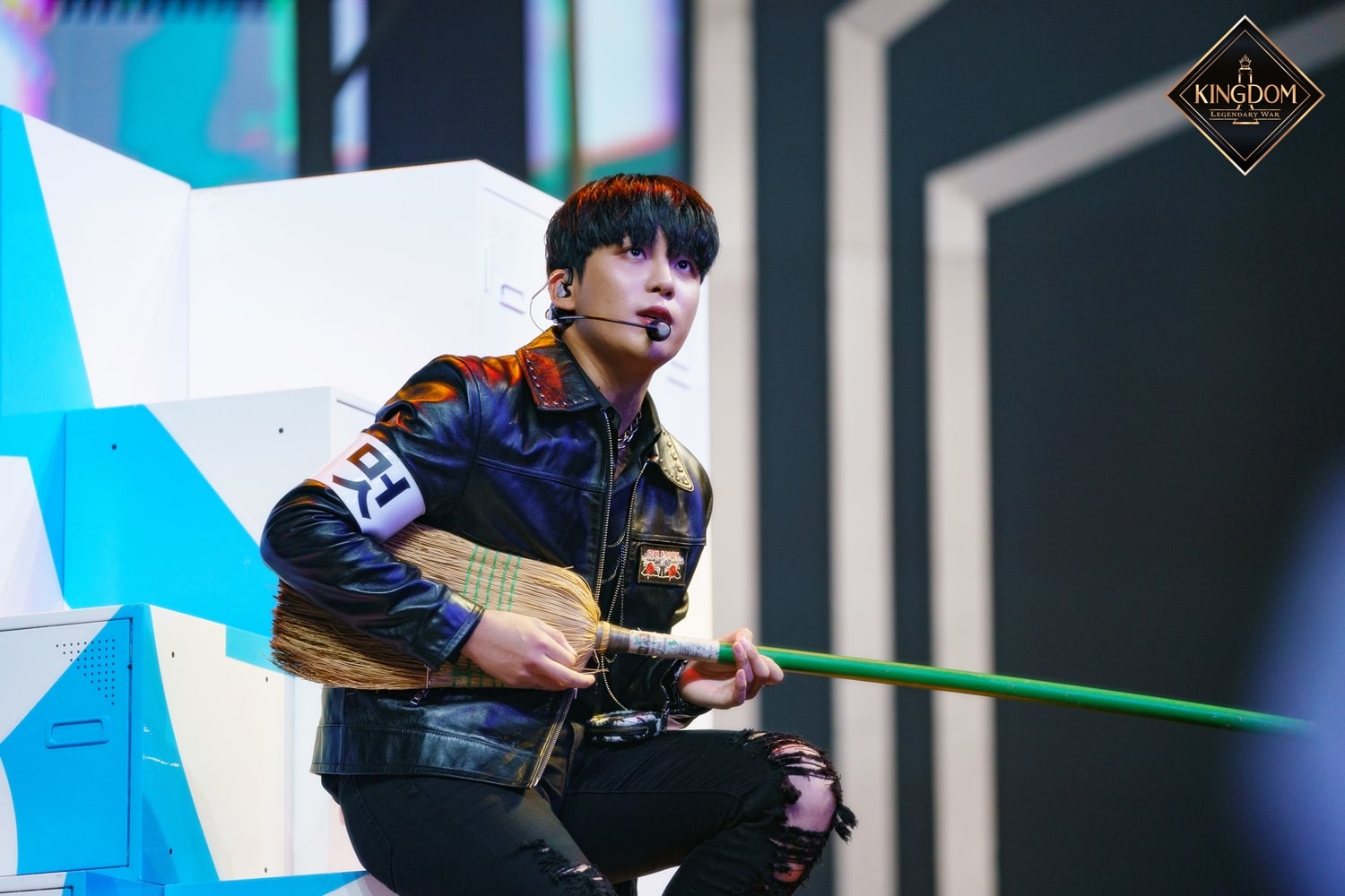 nonton streaming atau download kshow kingdom: legendary war sub indo viu