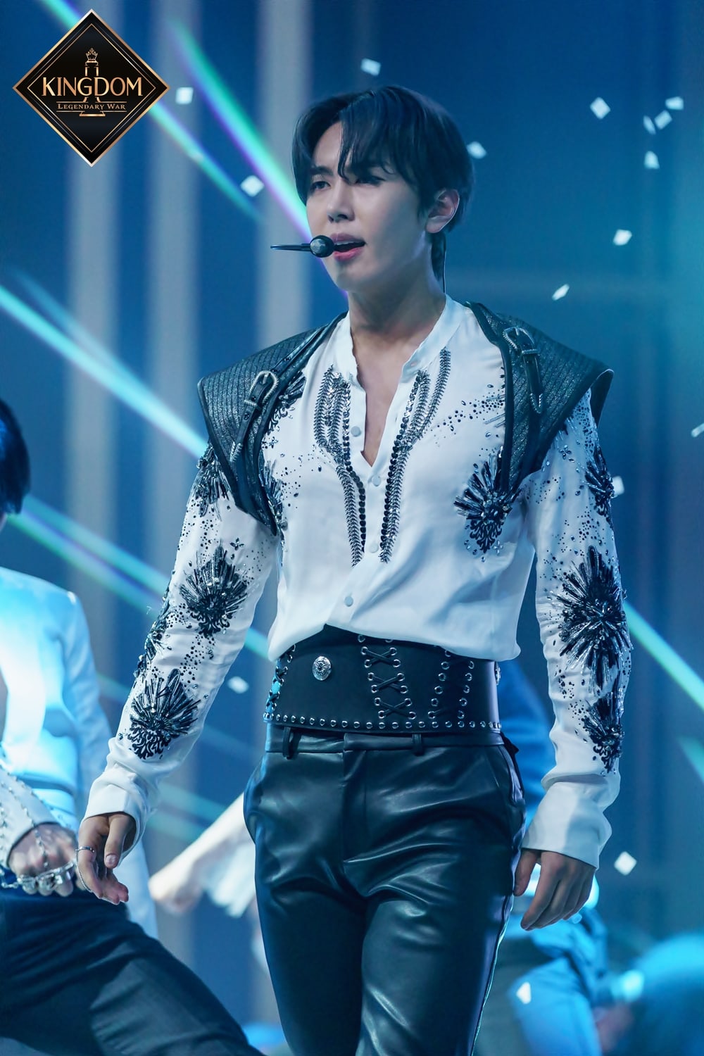nonton streaming atau download kshow kingdom: legendary war sub indo viu