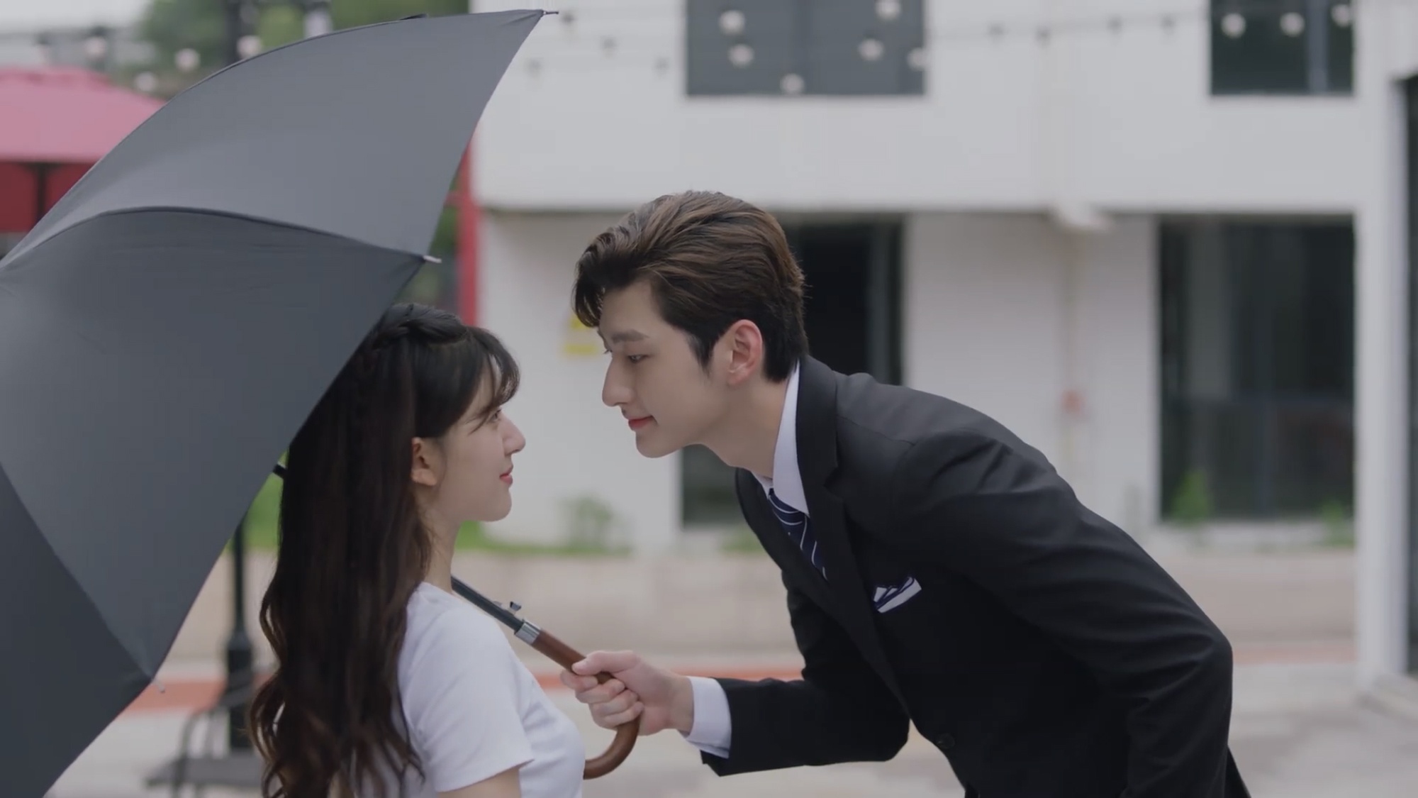 nonton streaming atau download drama mandarin please feel at ease mr. ling episode 12 sub indo viu