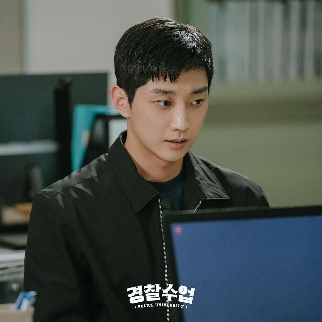 nonton streaming download drakorindo police university sub indo viu