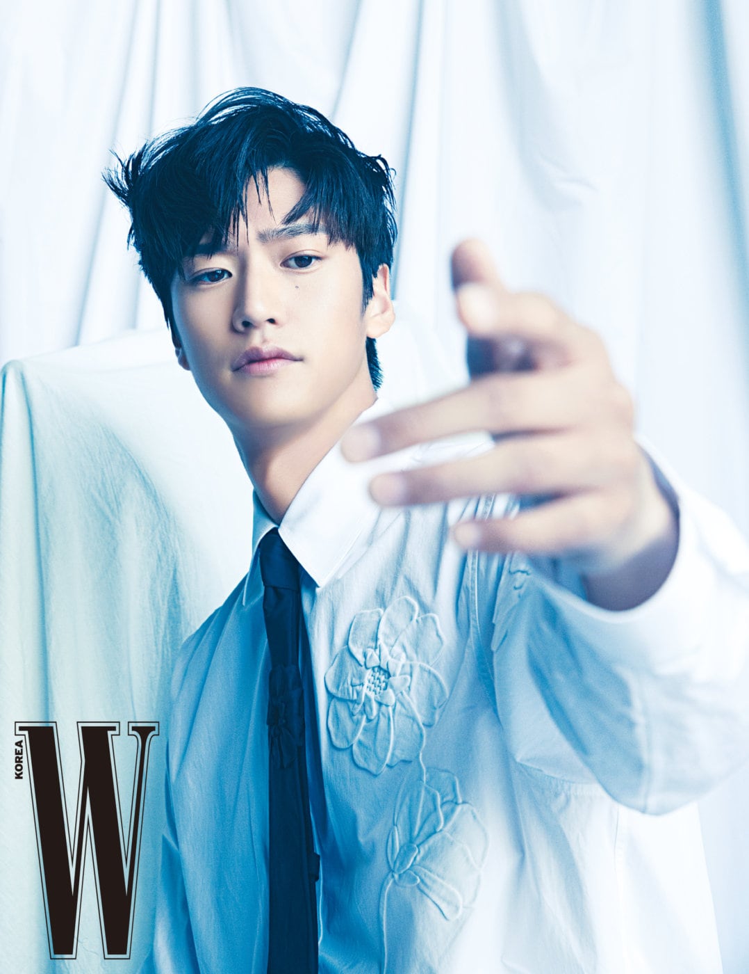 na in woo, nonton streaming download drakorindo viu original river where the moon rises sub indo viu