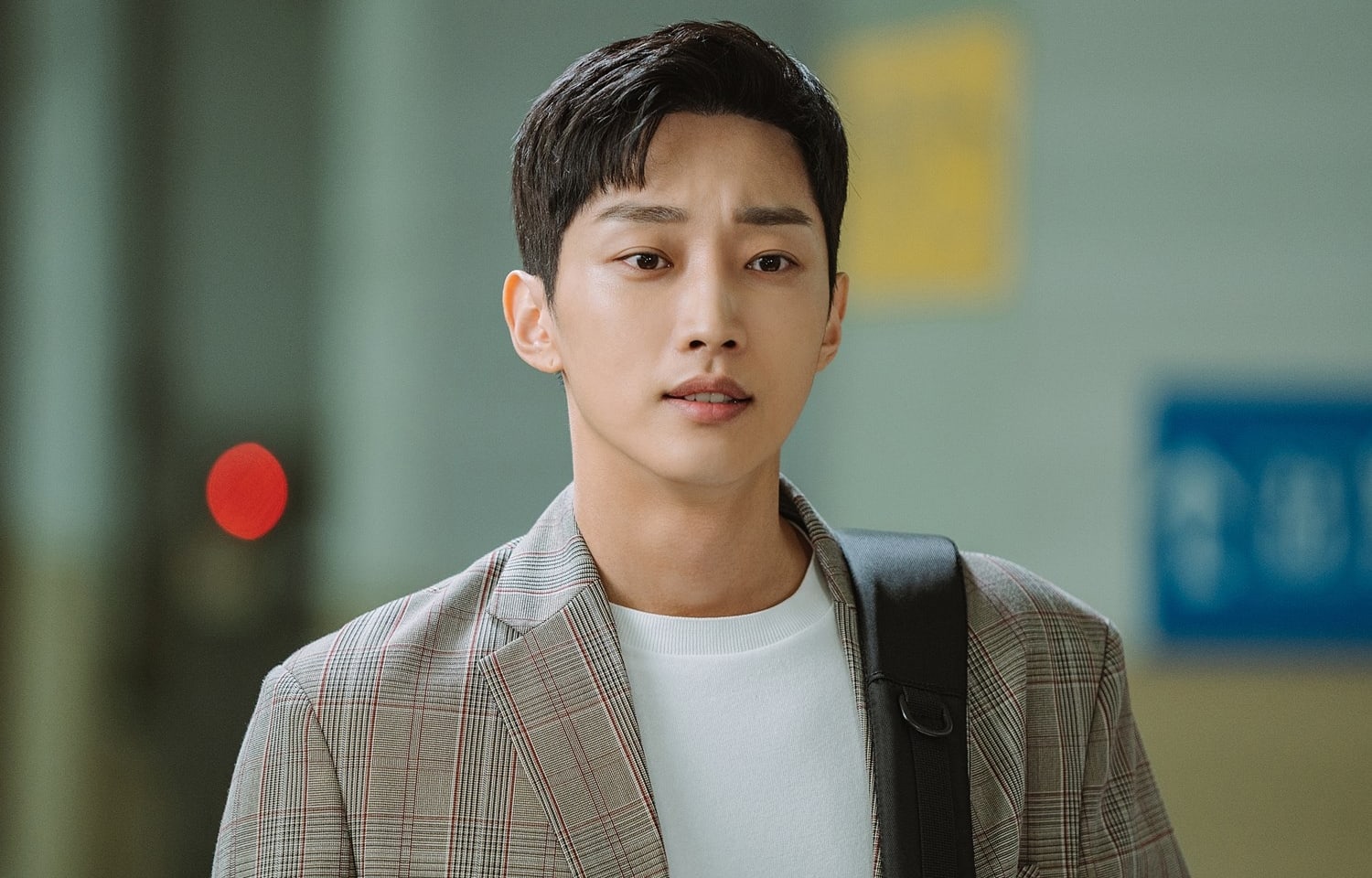jinyoung, nonton streaming download drakorindo police university sub indo viu