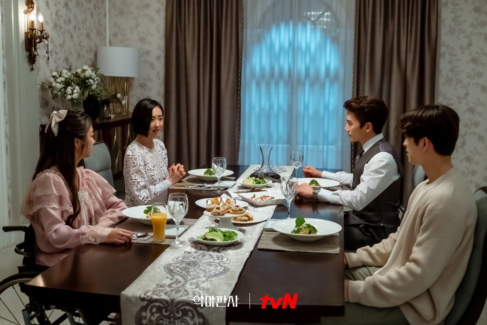 nonton streaming atau download drama korea the devil judge sub indo viu