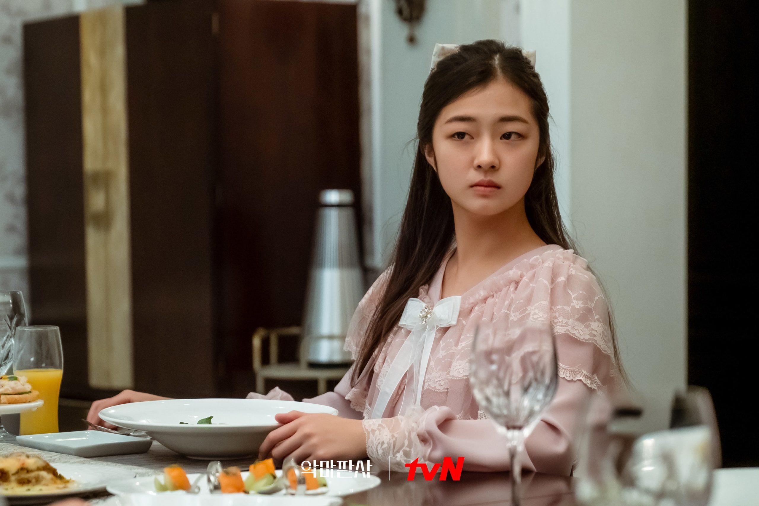 nonton streaming atau download drama korea the devil judge sub indo viu