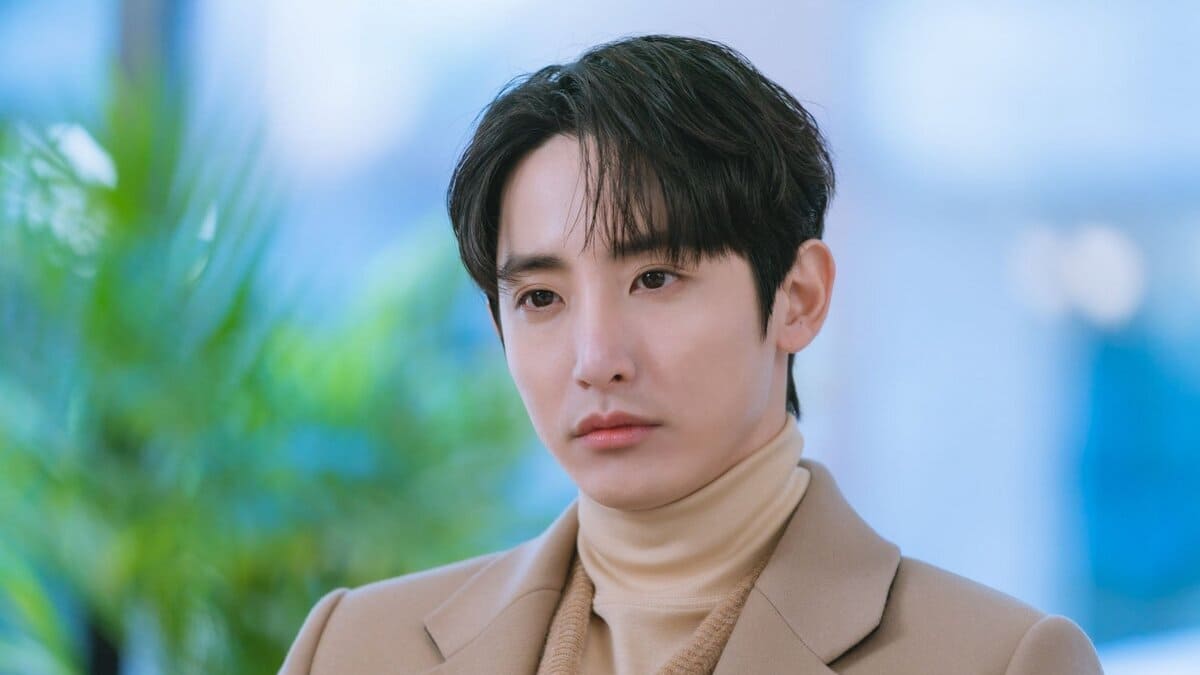 lee soo hyuk, nonton streaming download drakorindo viu original doom at your service sub indo viu