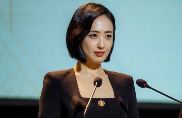 Kim Min Jung, nonton streaming download drakorindo the devil judge sub indo viu