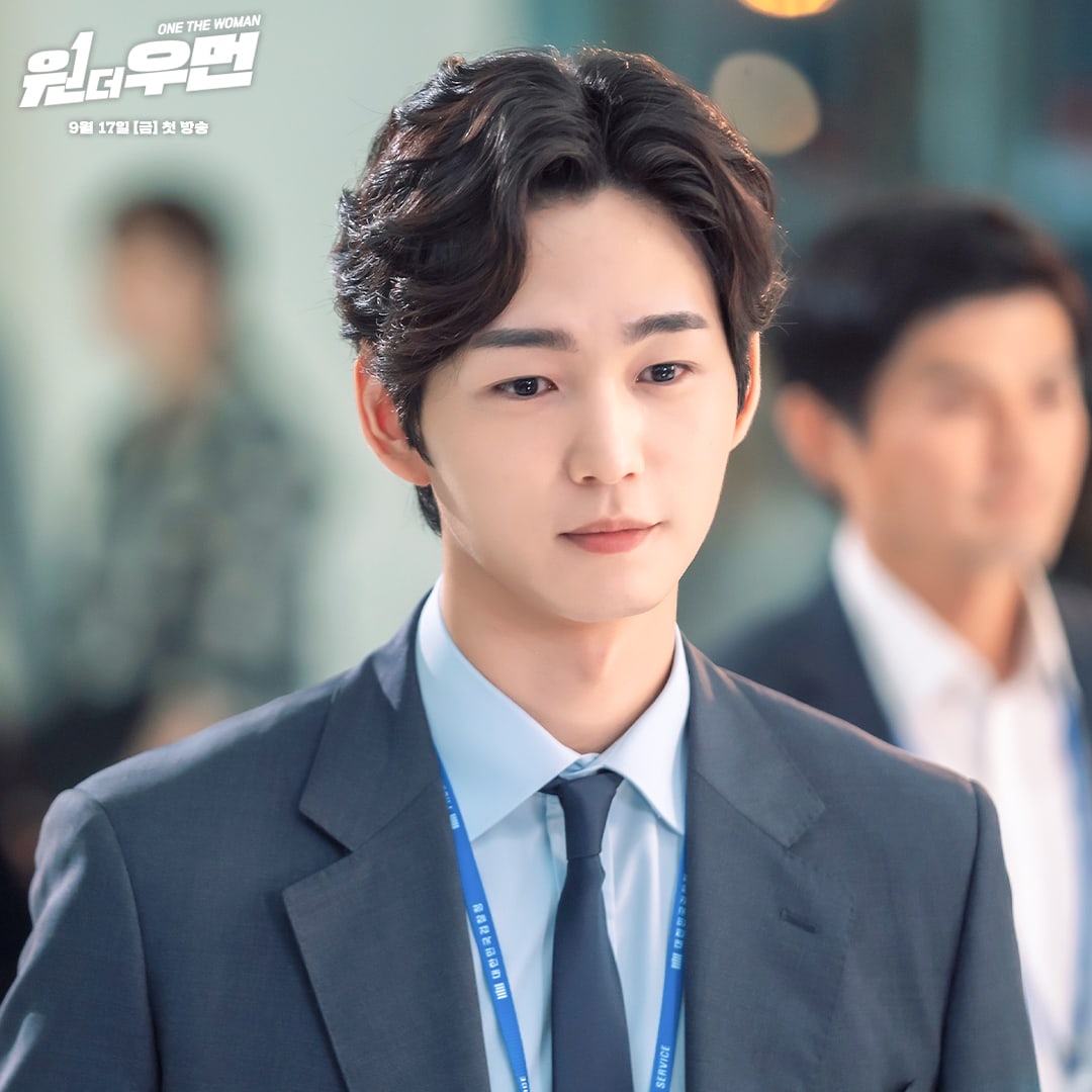 nonton streaming atau download drama korea one the woman sub indo viu