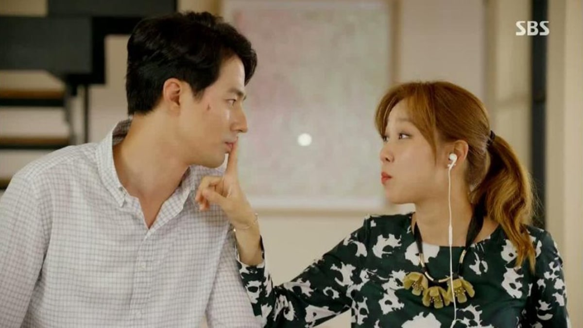 nonton streaming atau download drama korea it's okay, that's love sub indo viu