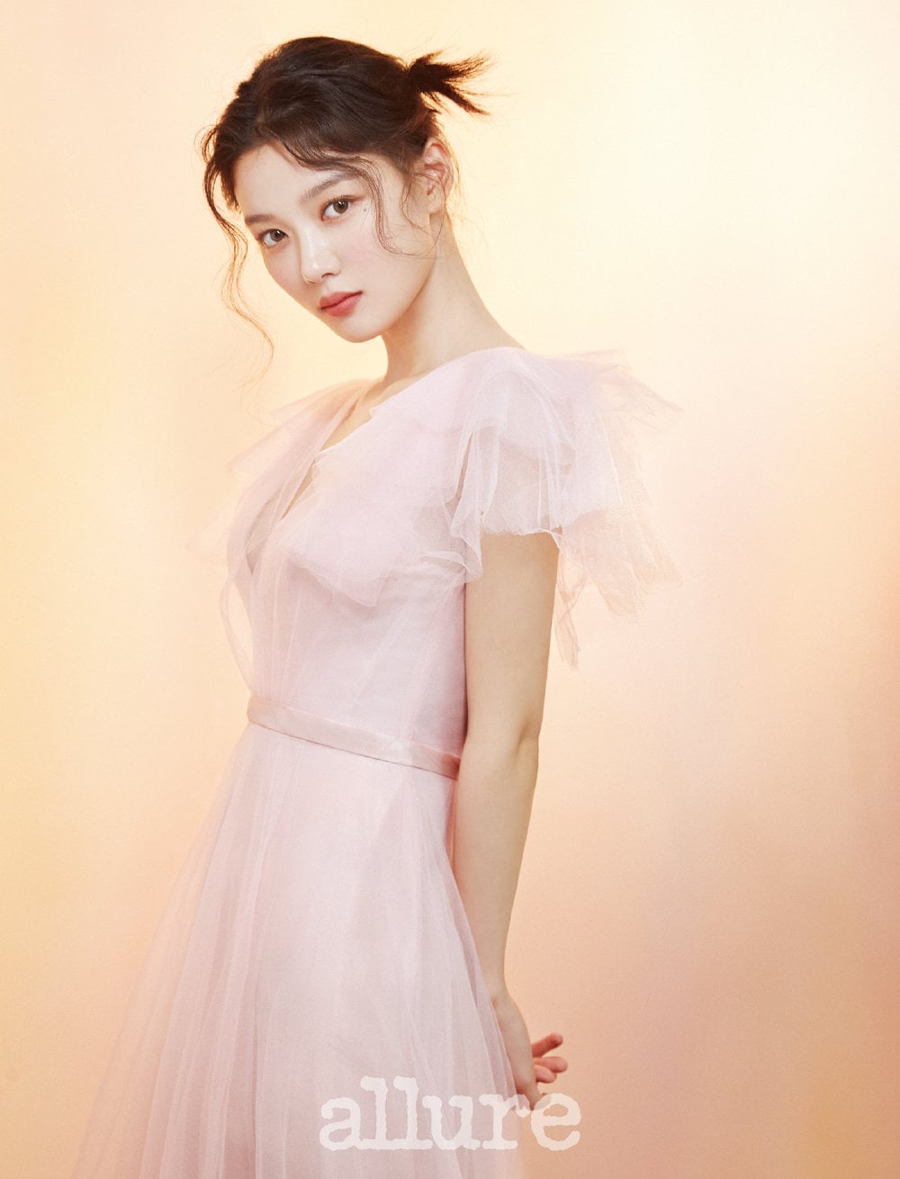 kim yoo jung, nonton streaming download drakorindo viu original lovers of the red sky sub indo viu
