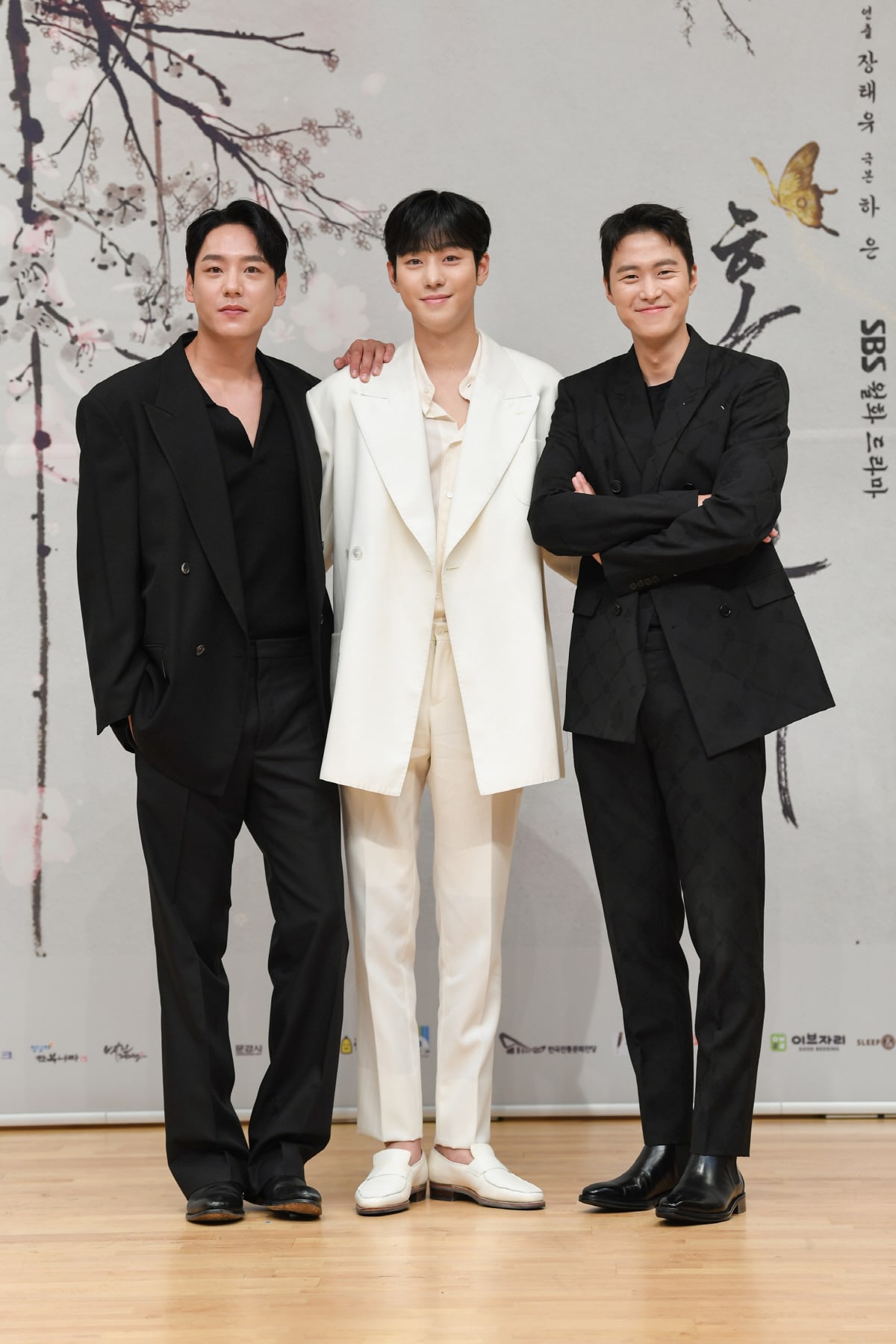 nonton streaming download drakorindo viu original lovers of the red sky sub indo viu