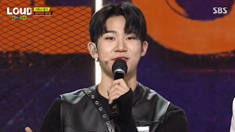 nonton streaming download survival show loud sub indo viu