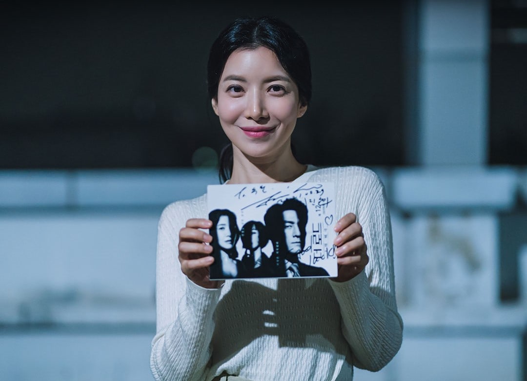 nonton streaming atau download drama korea the road: the tragedy of one sub indo viu