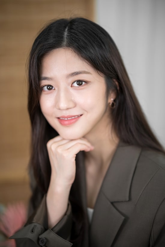 kim hyun soo, nonton streaming download drakorindo the penthouse season 3 (the penthouse 3) sub indo viu