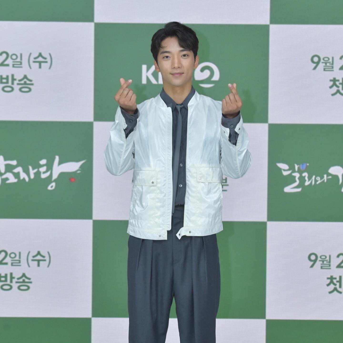 nonton streaming download drakorindo dali and cocky prince sub indo viu