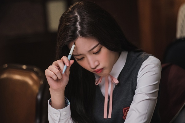 nonton streaming download drakorindo happiness sub indo viu