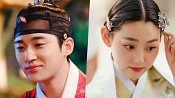 nonton streaming atau download drakorindo when flowers bloom, I think of the moon sub indo viu