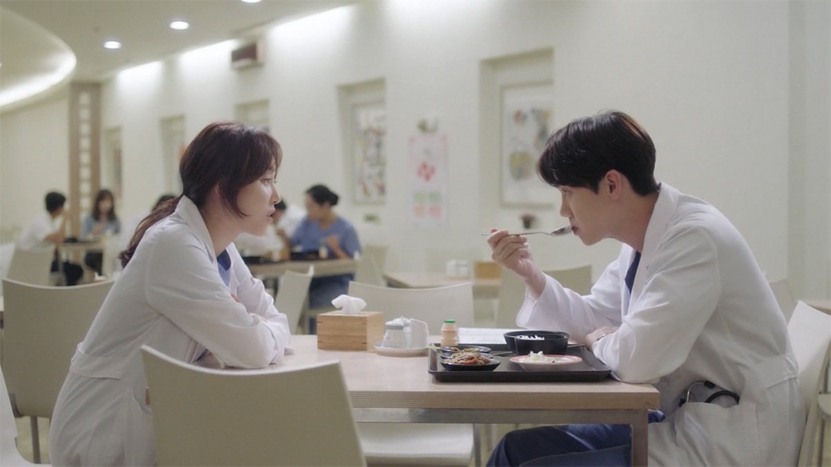 nonton streaming download drakorindo dr romantic season 1 (romantic doctor, teacher kim season 1) sub indo viu