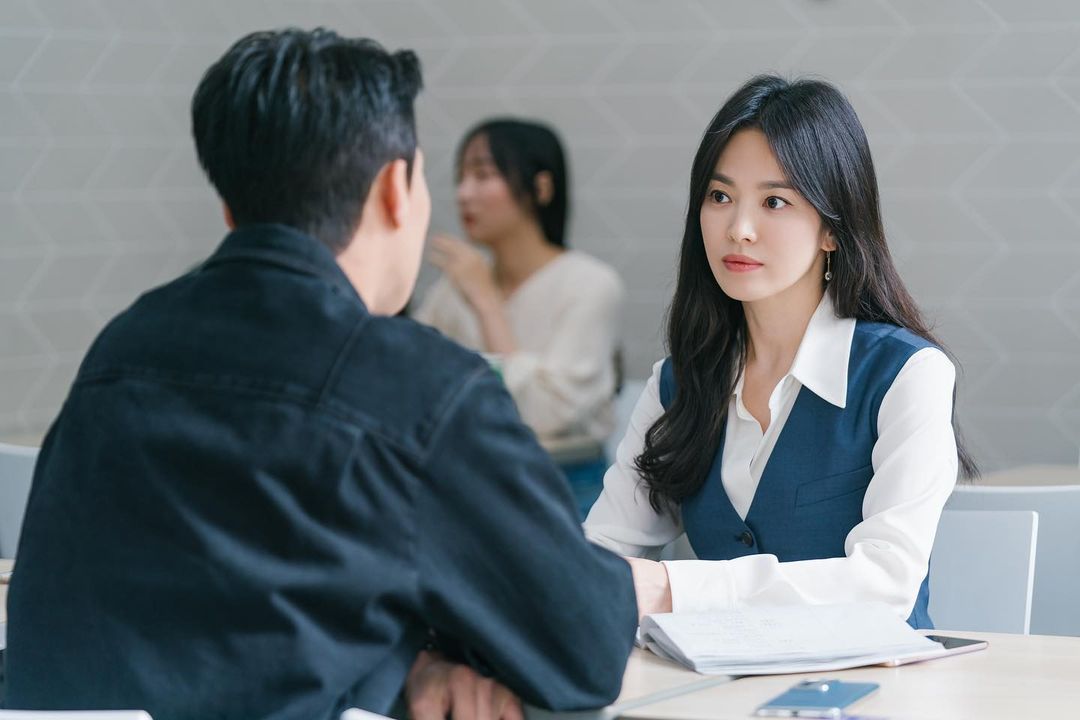 nonton streaming download drakorindo now we are breaking up sub indo viu