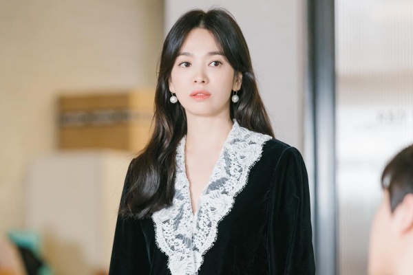 nonton streaming download drakorindo now we are breaking up sub indo viu