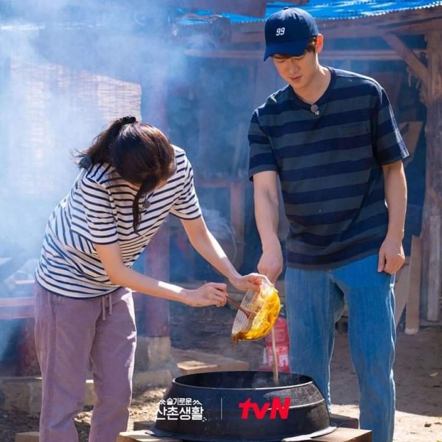 nonton streaming atau download kshow three meals a day: doctors sub indo viu