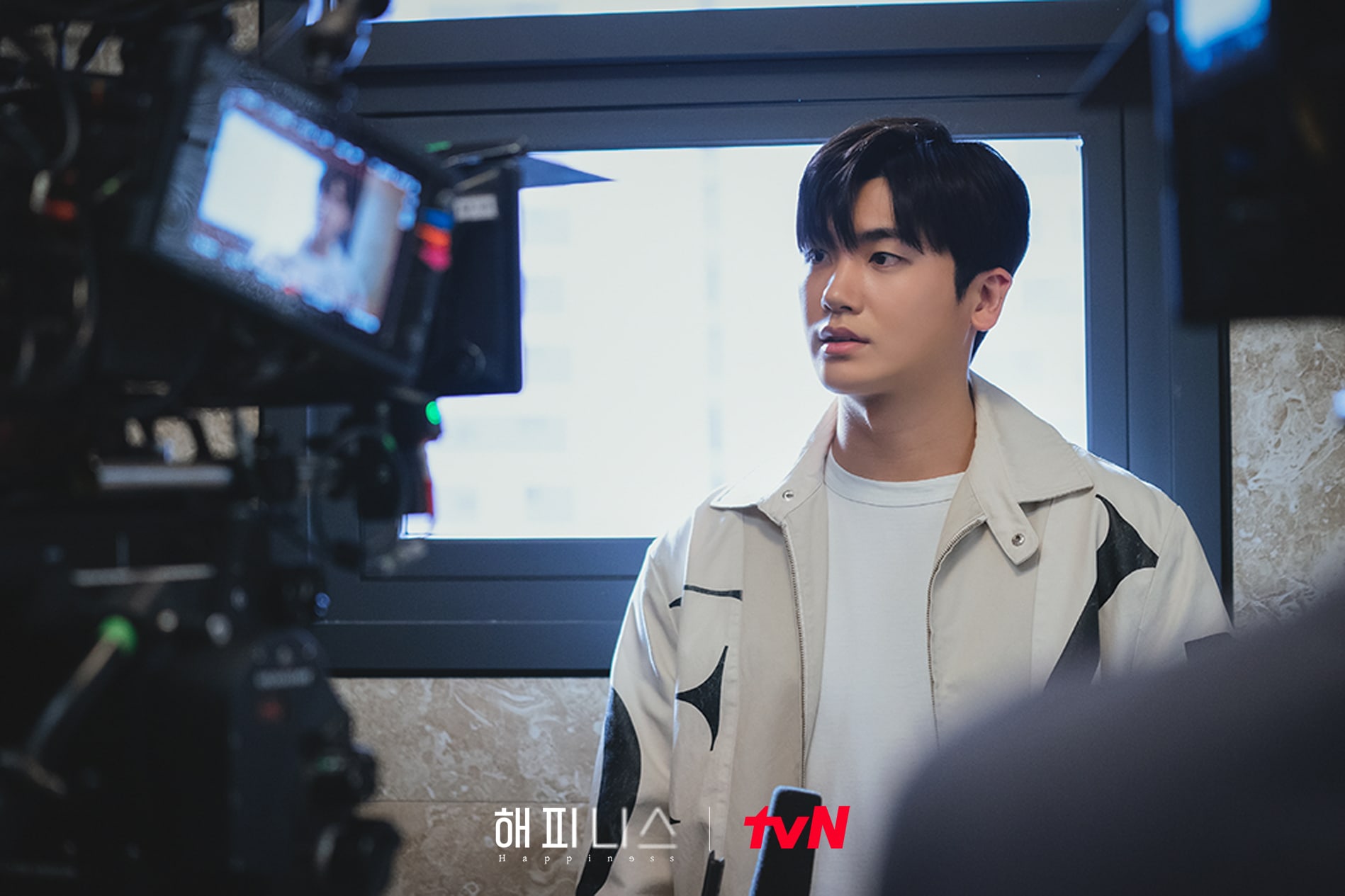 nonton streaming atau download drama korea happiness sub indo viu
