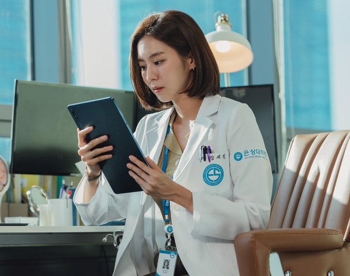 nonton streaming download drakorindo ghost doctor sub indo viu