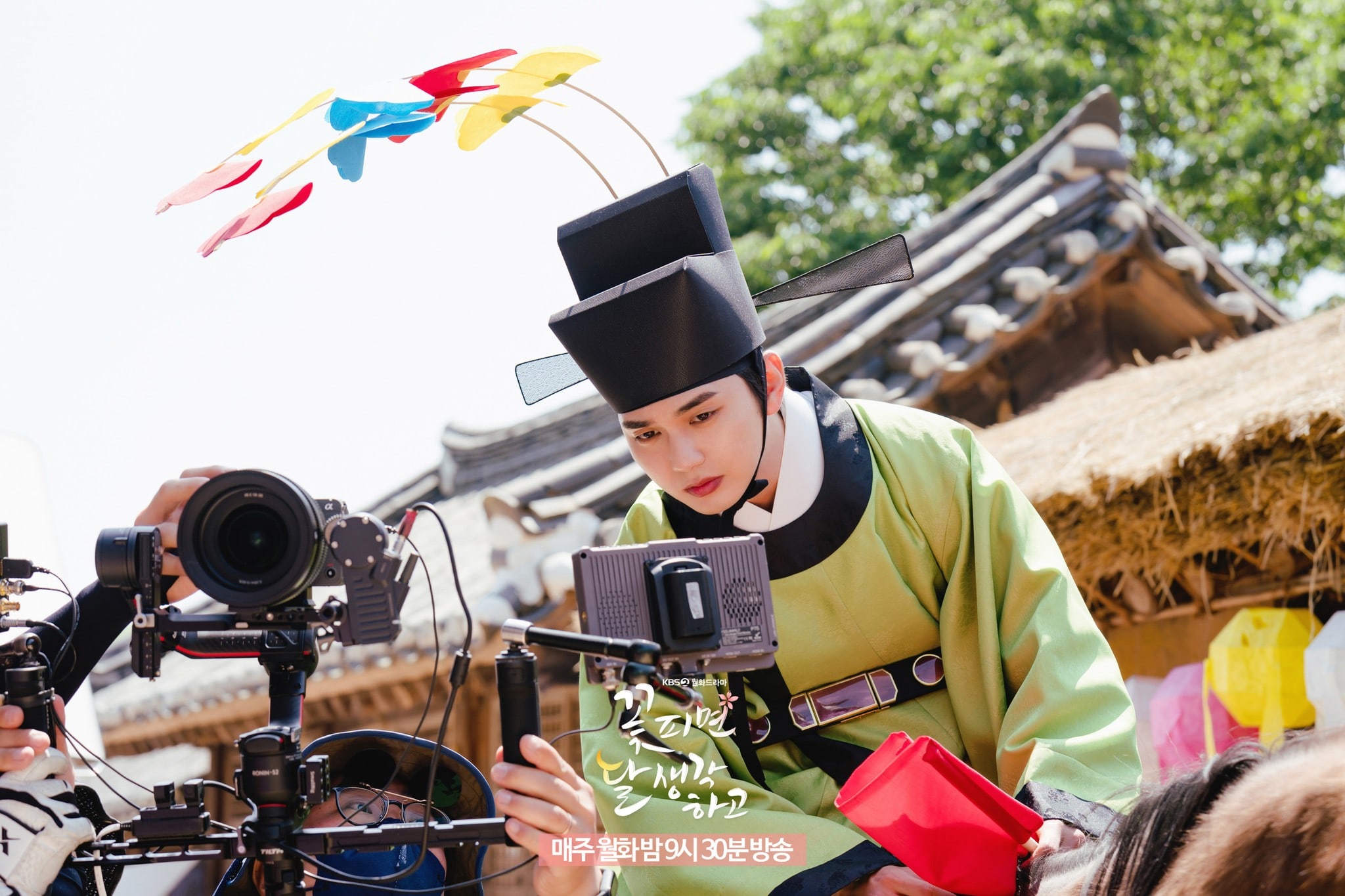 nonton streaming download moonshine sub indo viu