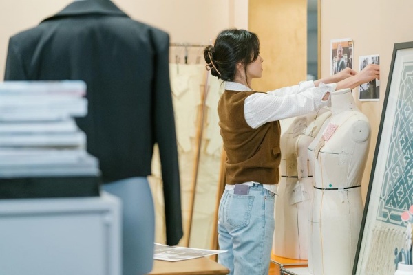 nonton streaming download drakorindo now we are breaking up sub indo viu