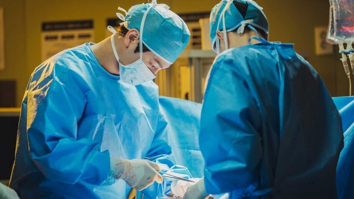 nonton streaming download drakorindo ghost doctor sub indo viu