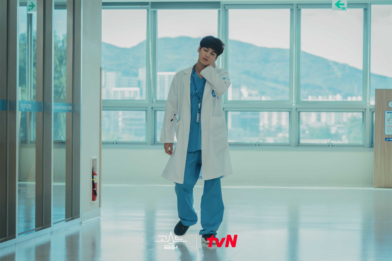 nonton streaming download drakorindo ghost doctor sub indo viu