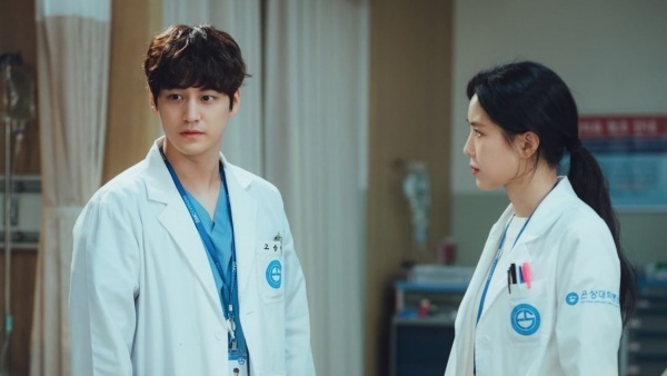 nonton streaming download drakorindo ghost doctor sub indo viu