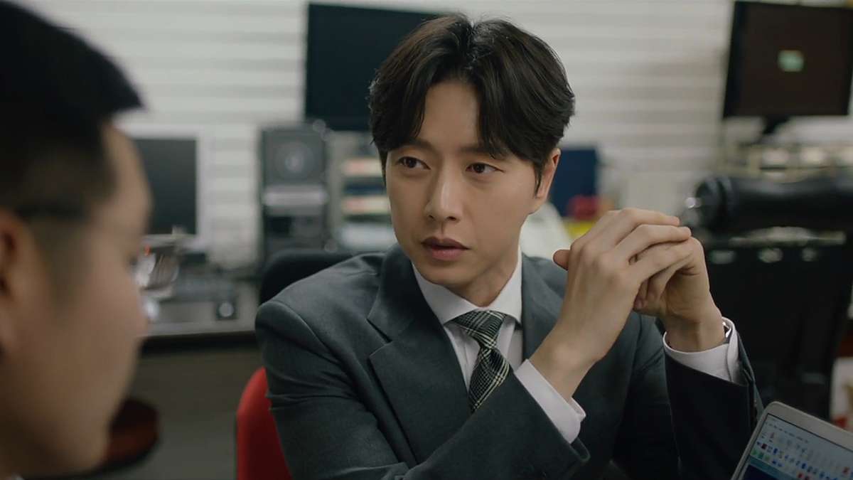 nonton streaming download kkondae intern (old school intern) episode 8 sub indo viu