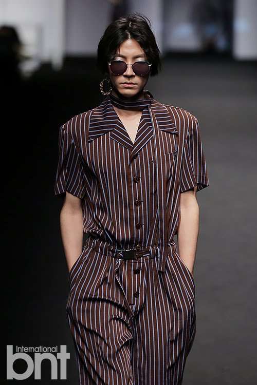 nonton streaming download drakorindo why her sub indo viu