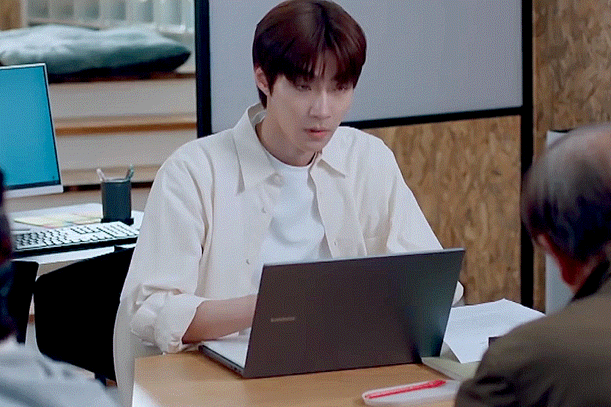 nonton streaming download drakorindo why her sub indo viu